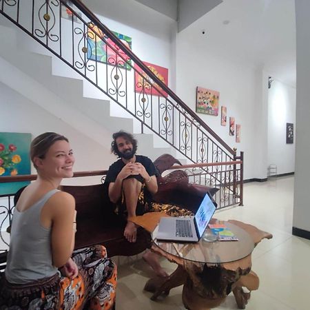 Fora Capsule Hostel Tuban Kuta  Luaran gambar
