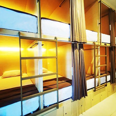 Fora Capsule Hostel Tuban Kuta  Luaran gambar